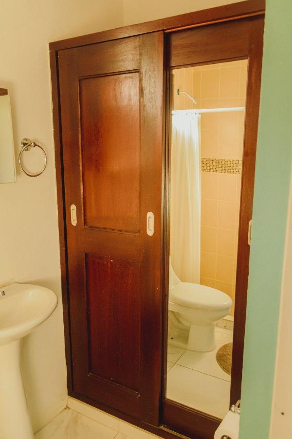 Hotel Casa Blanca León Εξωτερικό φωτογραφία
