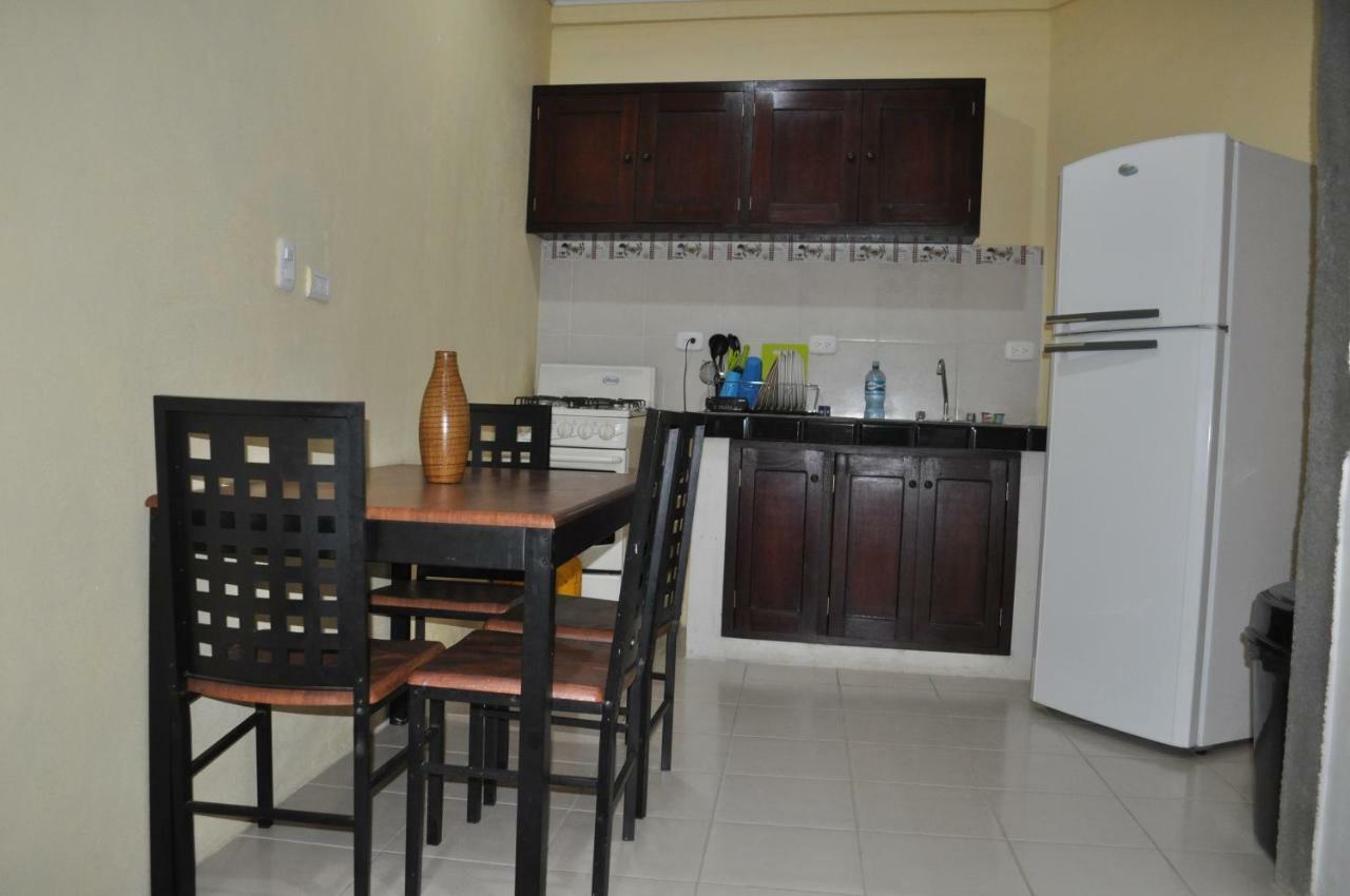 Hotel Casa Blanca León Εξωτερικό φωτογραφία