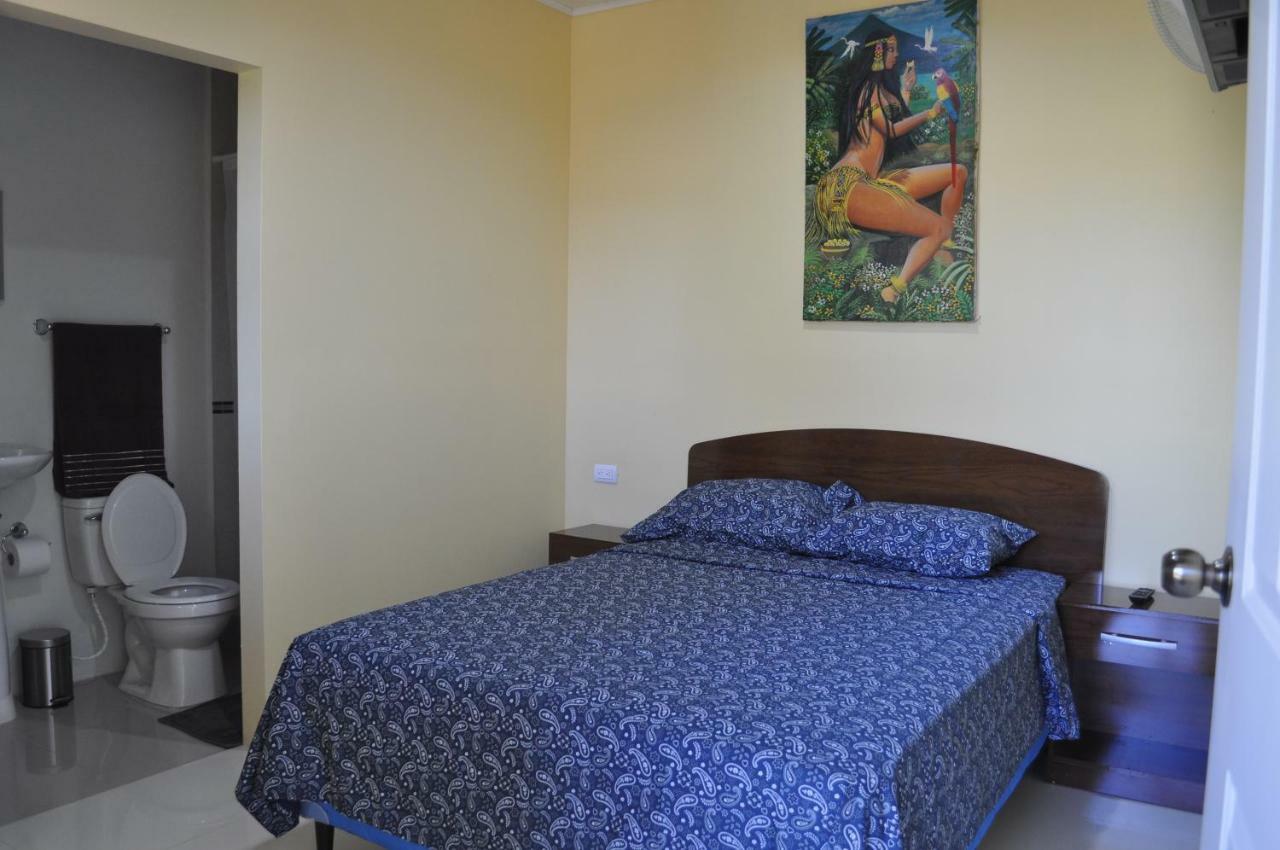 Hotel Casa Blanca León Εξωτερικό φωτογραφία