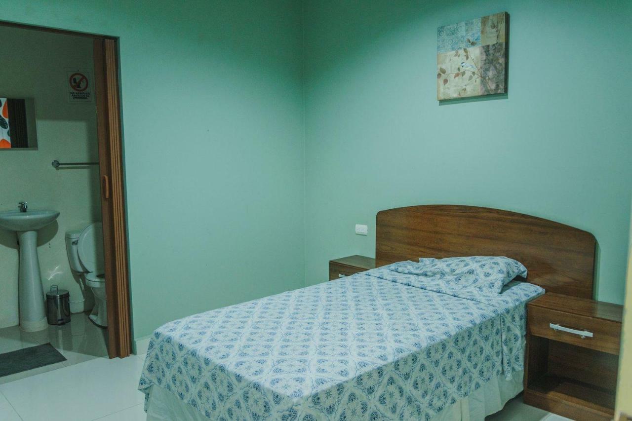 Hotel Casa Blanca León Εξωτερικό φωτογραφία